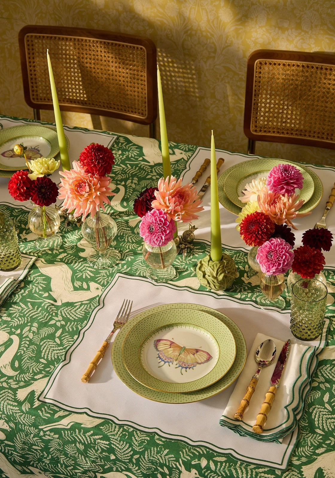 Green Apple Lace Plate Butterfly Side/Pudding Plates - Set of 4