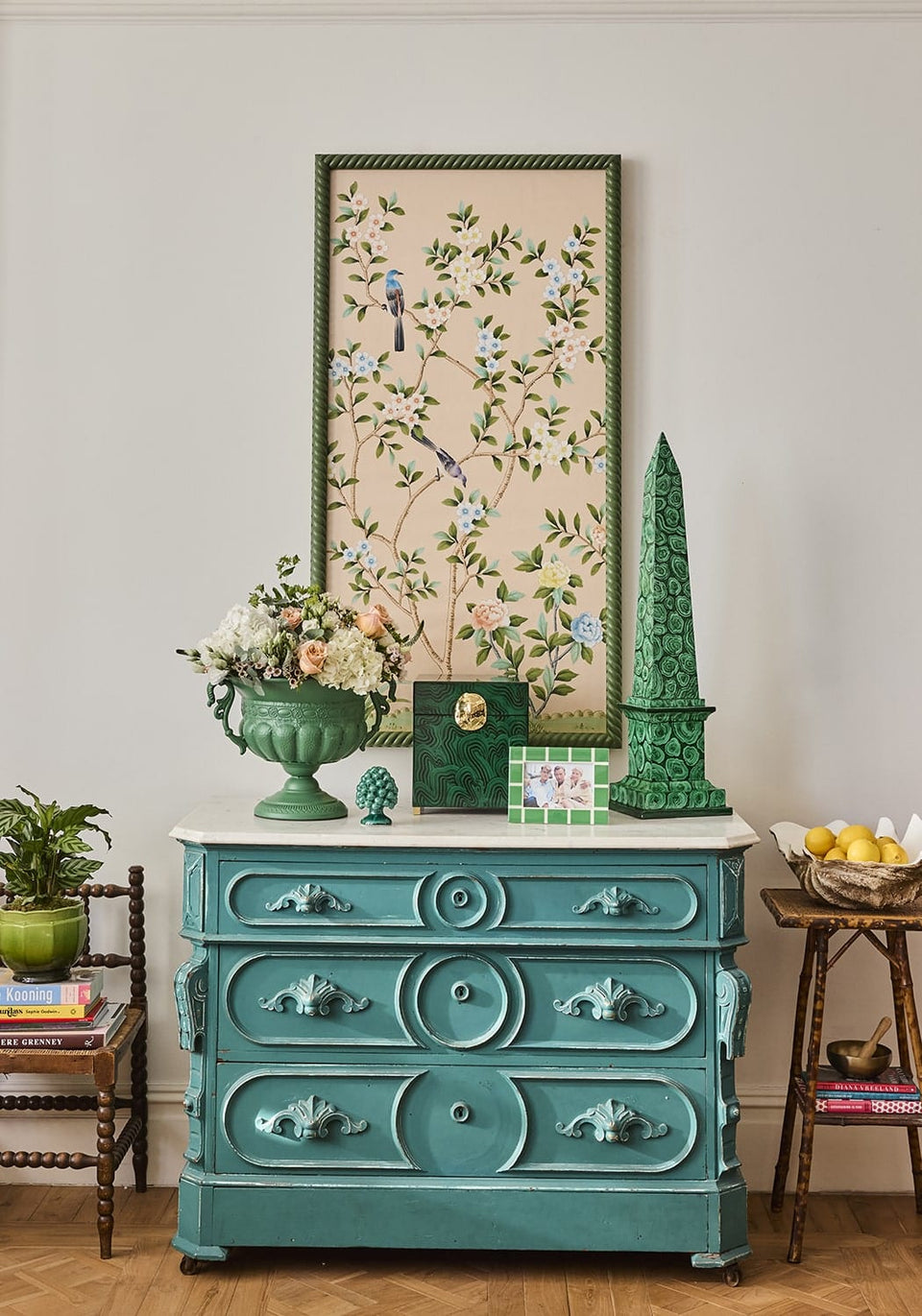 Green Regency Urn - Casa by Josephine Jenno