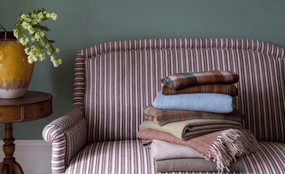 5 Must have Cosy Blankets