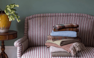 5 Must have Cosy Blankets