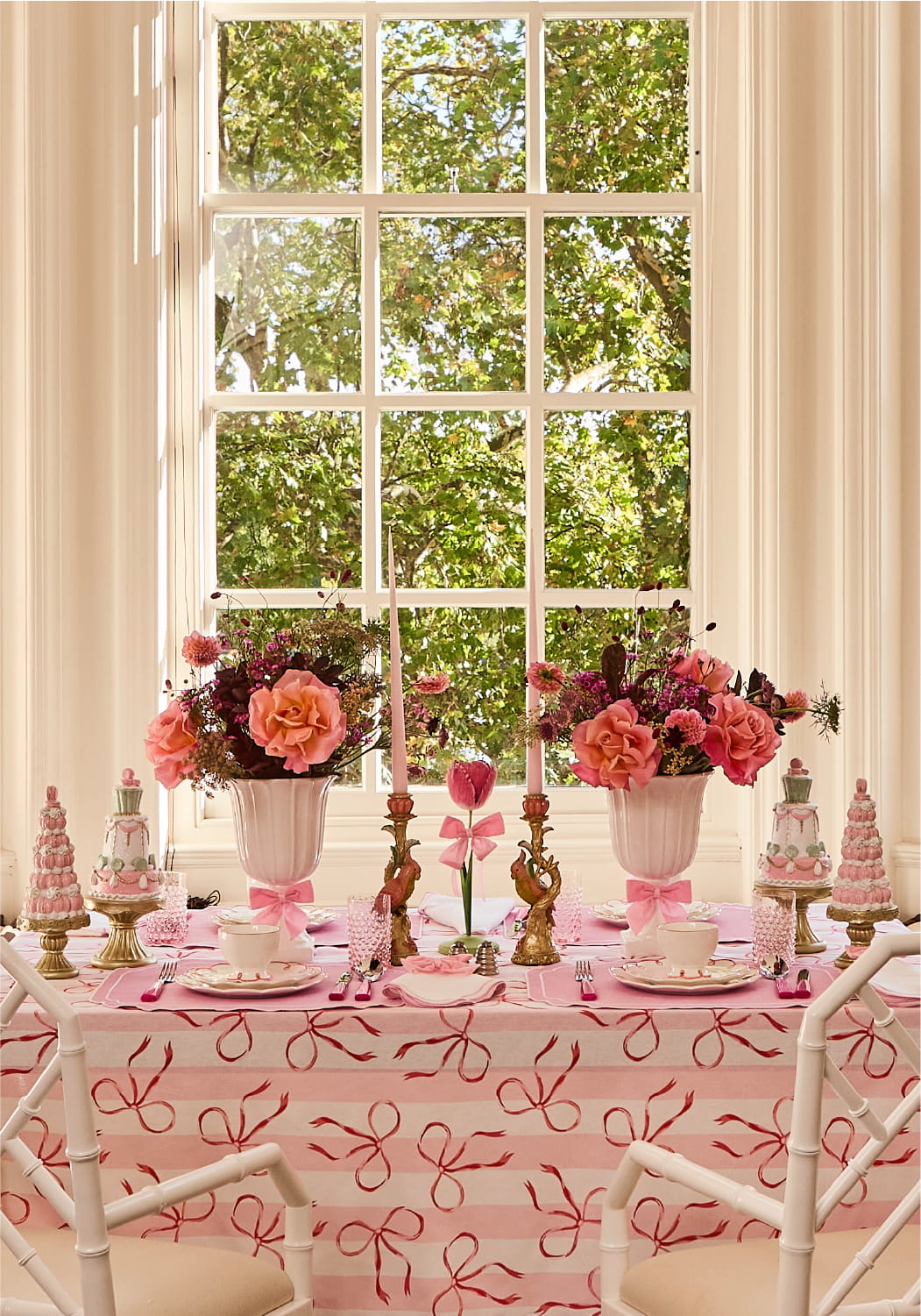 Bridgerton Table