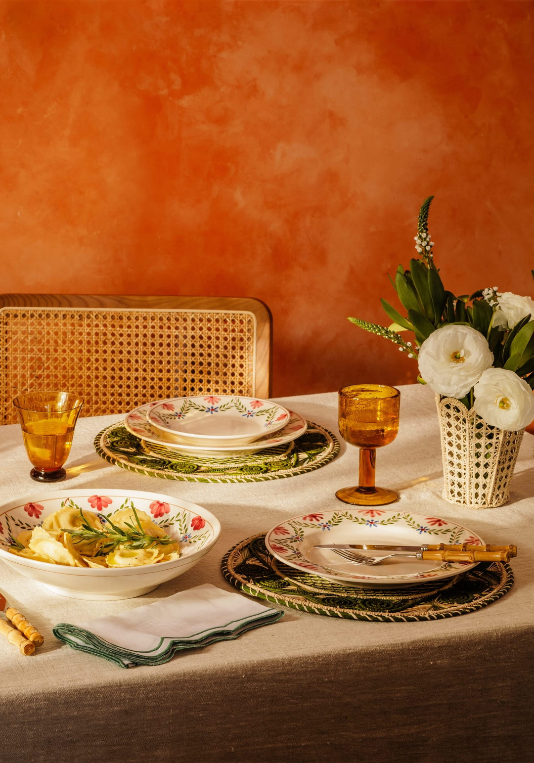 Wildflower and Linen Table Setting