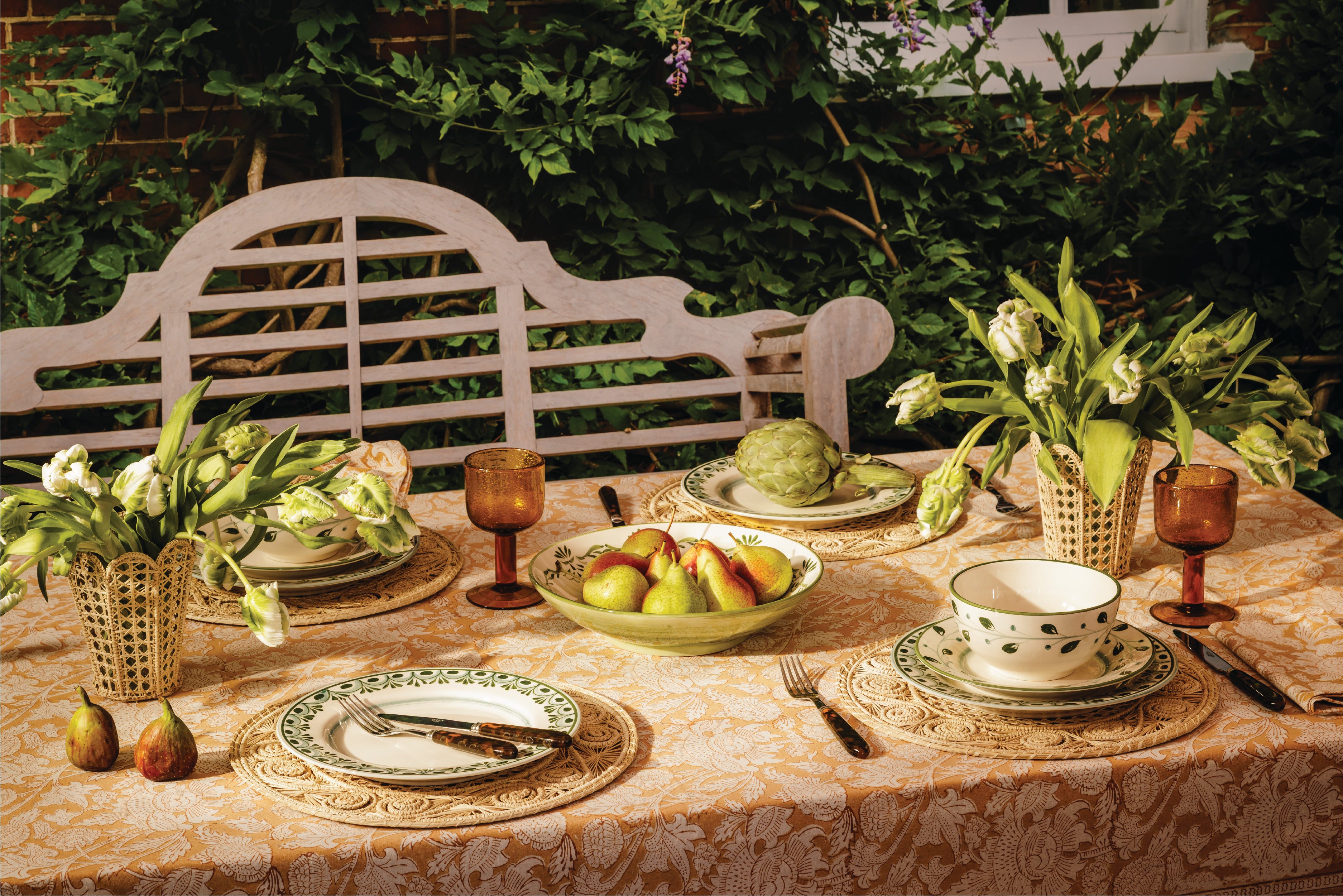 Cordelia Table Setting