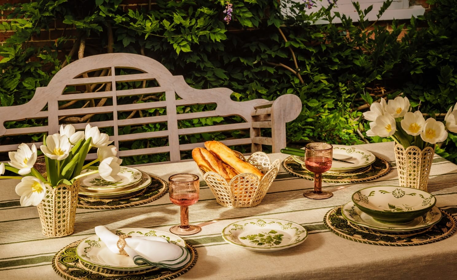 Medlar Table Setting
