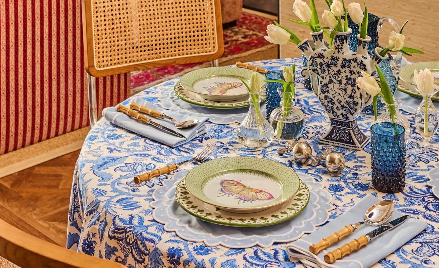 Sweet Pea Table Setting