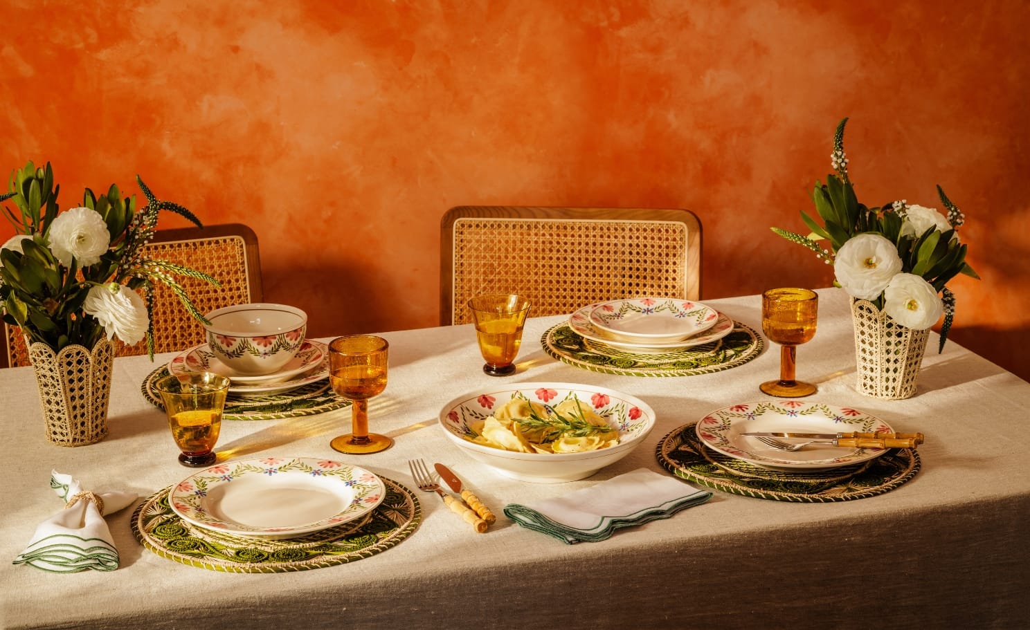 Wildflower and Linen Table Setting