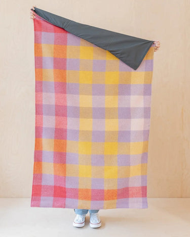 Recycled Wool Small Picnic Blanket in Lilac Gradient Gingham