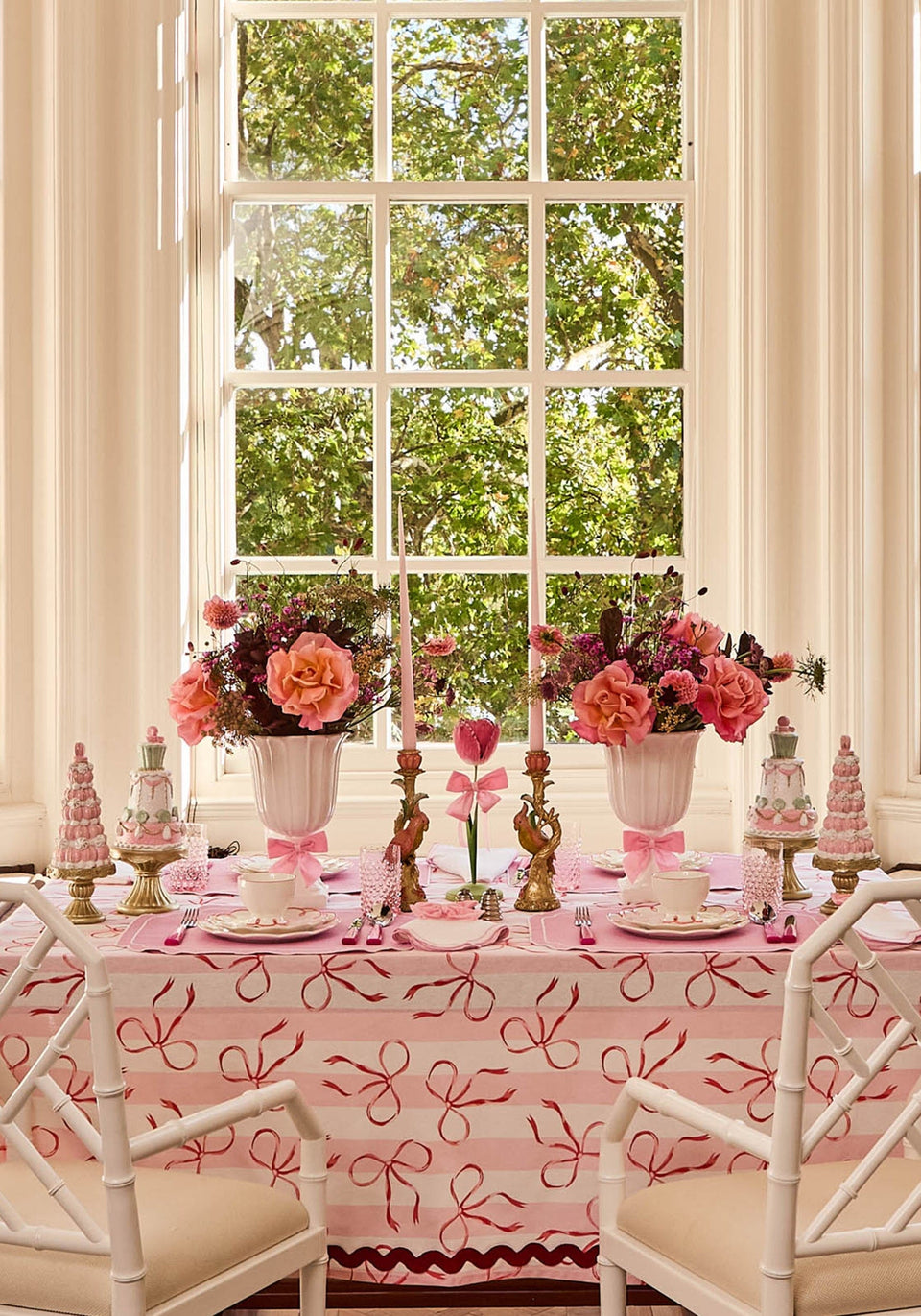 Dahlia Pink Petal Candleholder - Tole