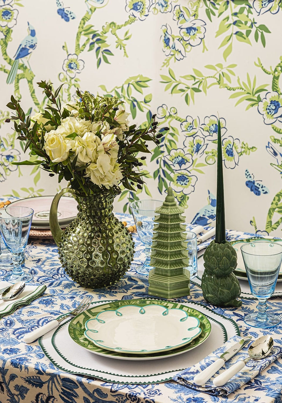 Classic Green Round Placemats - Set of 4 - Casa by Josephine Jenno