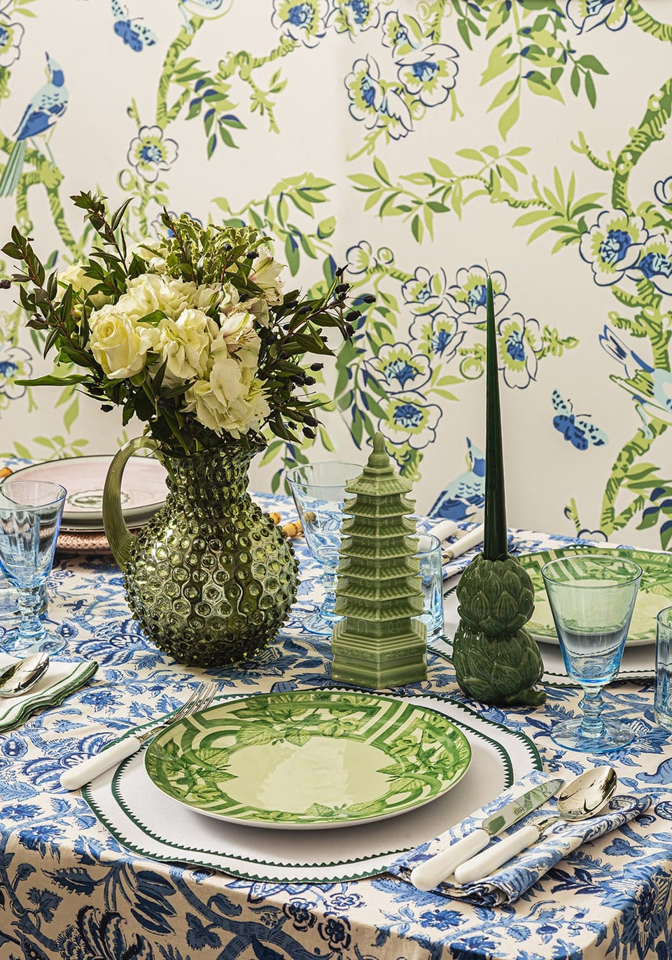 Classic Green Round Placemats - Set of 4 - Casa by Josephine Jenno