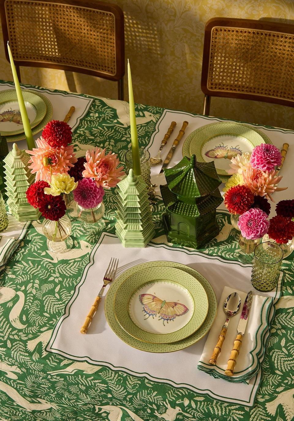 Green Apple Lace Plate Butterfly Side/Pudding Plates - Set of 4