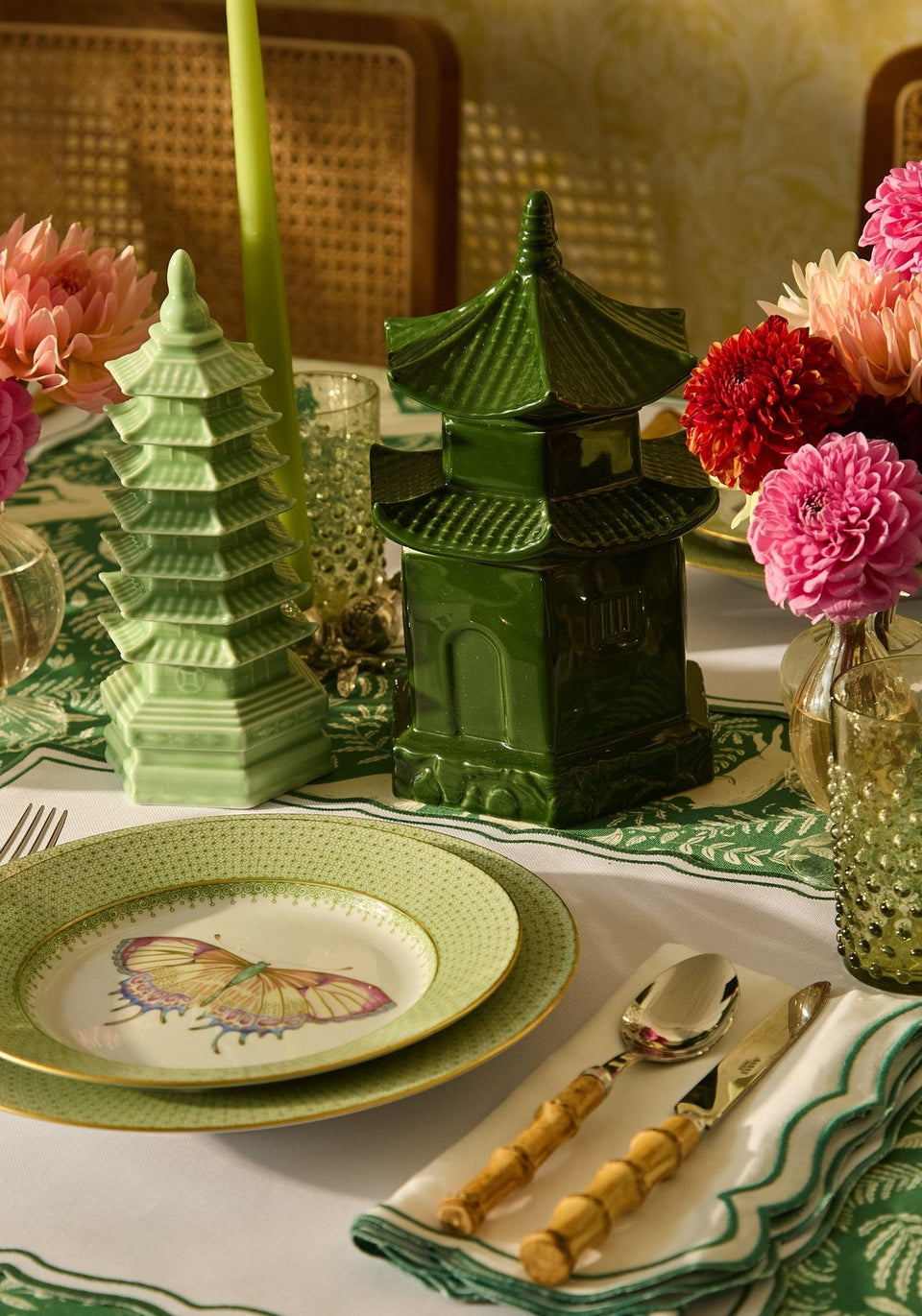 Green Apple Lace Plate Butterfly Side/Pudding Plates - Set of 4