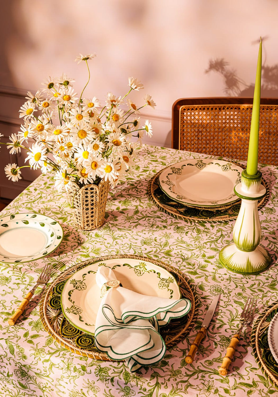 Cara Shell Dinner Plate, Green Set of 4