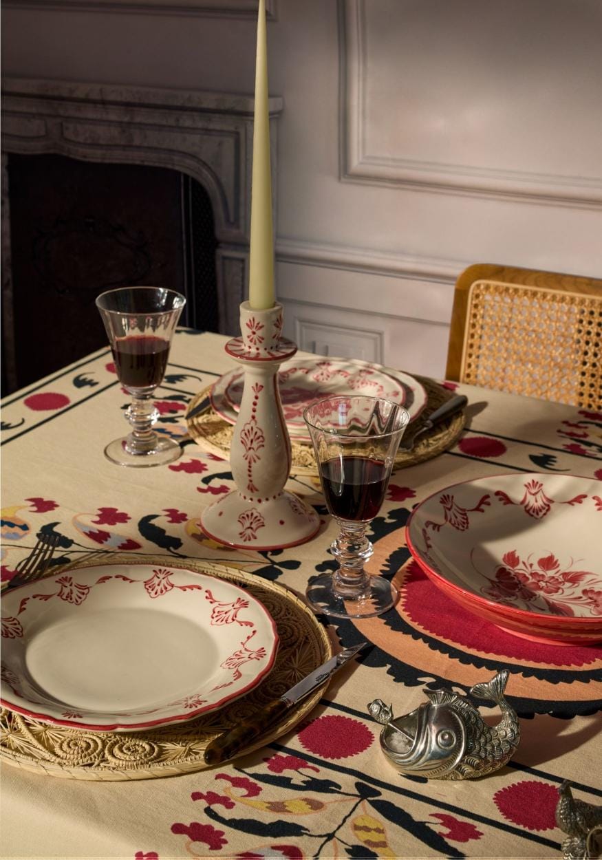 Dinner Plate Cara Shell Dinner Plate, Red Set of 4