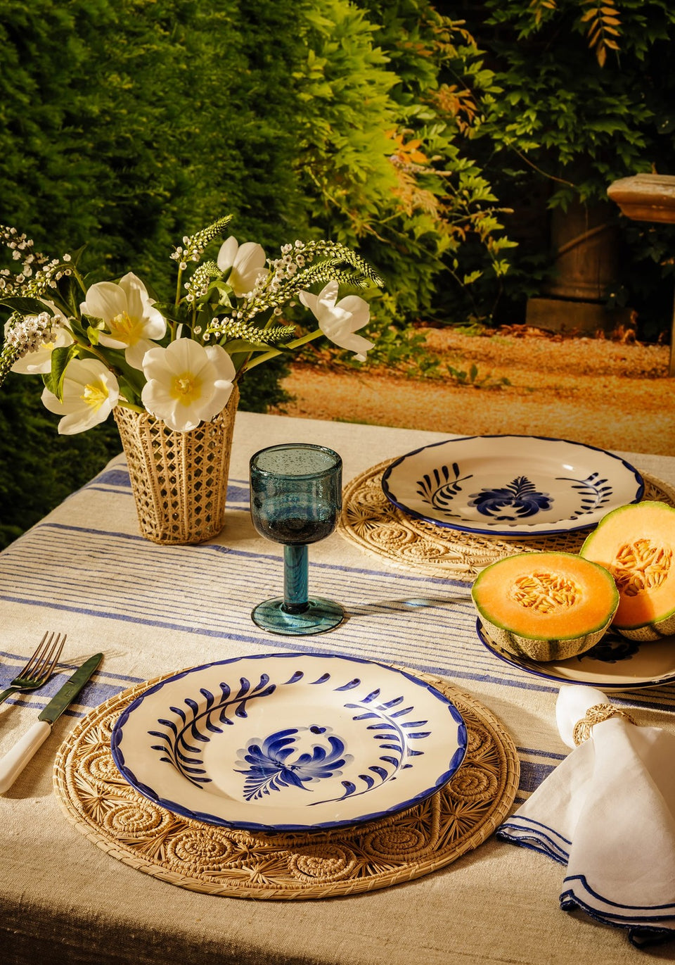 Pandora Dinner Plate, Cobalt Blue