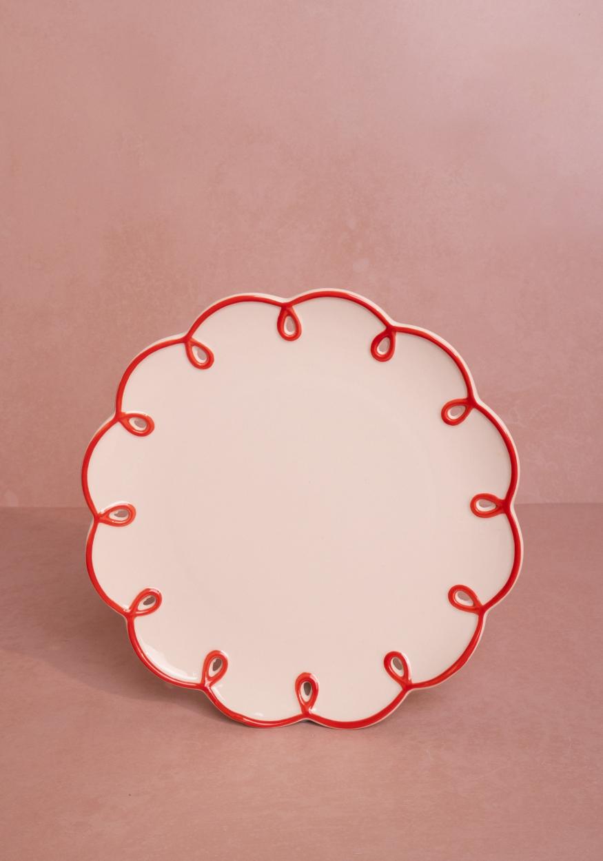 Rosy Red Scalloped Lunch Plate - Set of 4