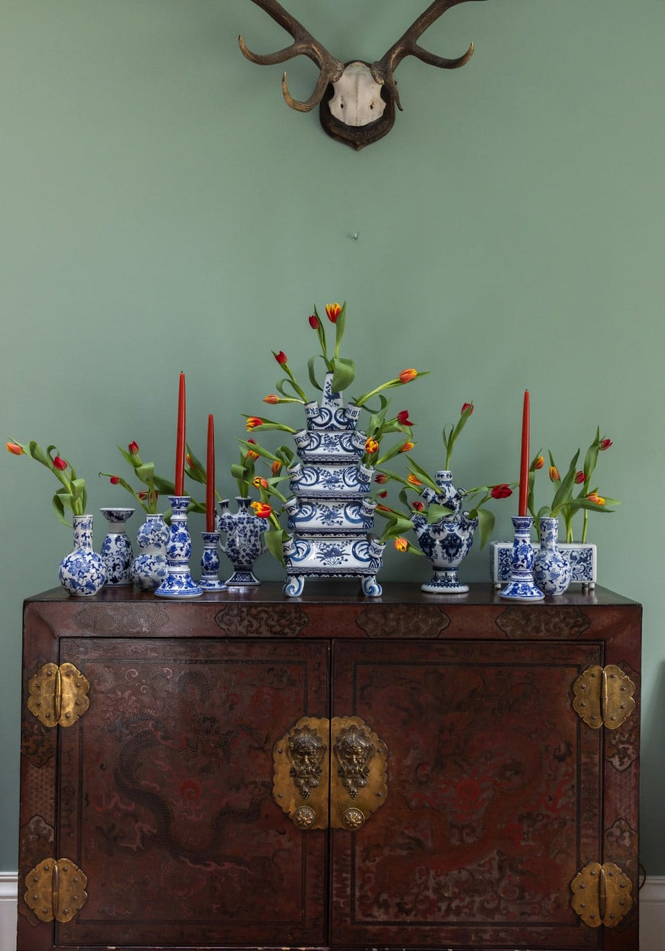 Dutch Delft Classic Vases - Set of 2 - Casa by Josephine Jenno