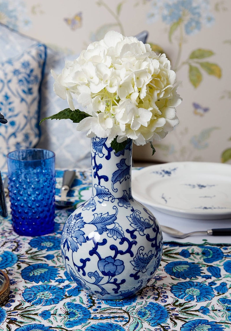 Dutch Delft Classic Vases - Set of 2 - Casa by Josephine Jenno