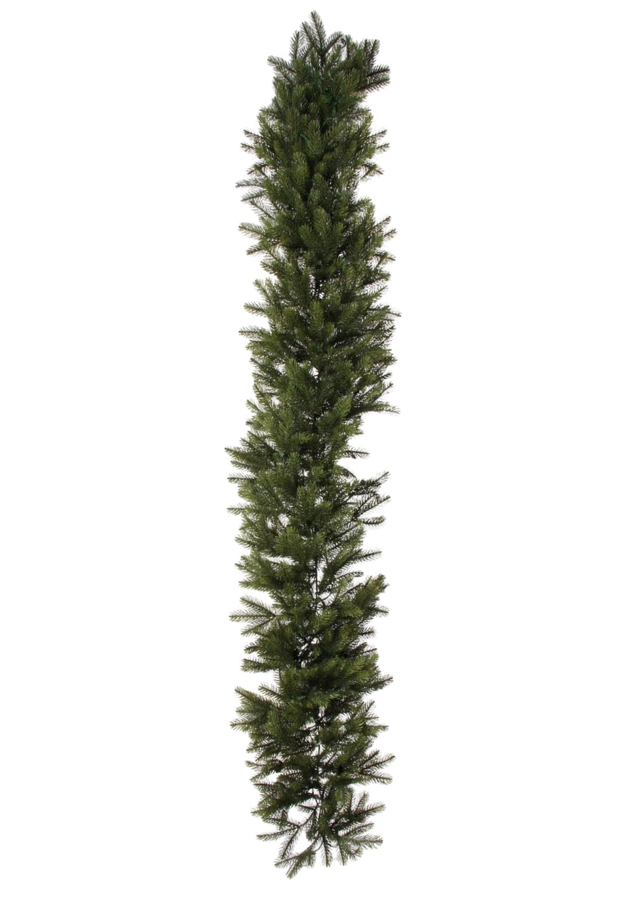 Holly Classic Garland