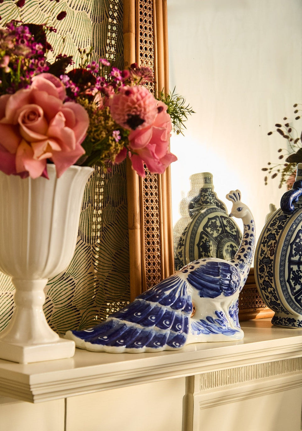 Antoinette Feathered Delft Peacock - Set of 2