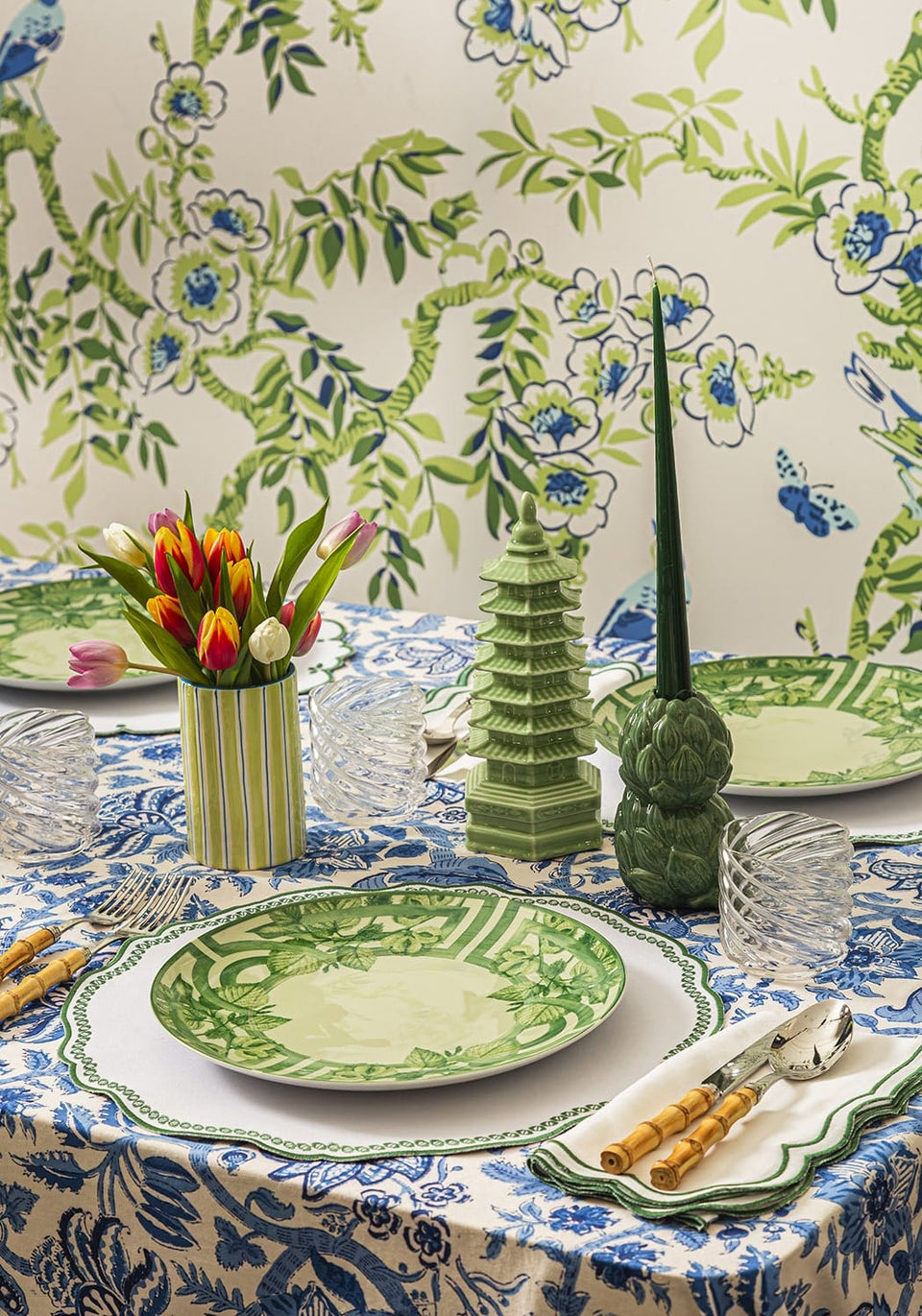 Hortensia Green Napkins - Set of 4 - Casa by Josephine Jenno