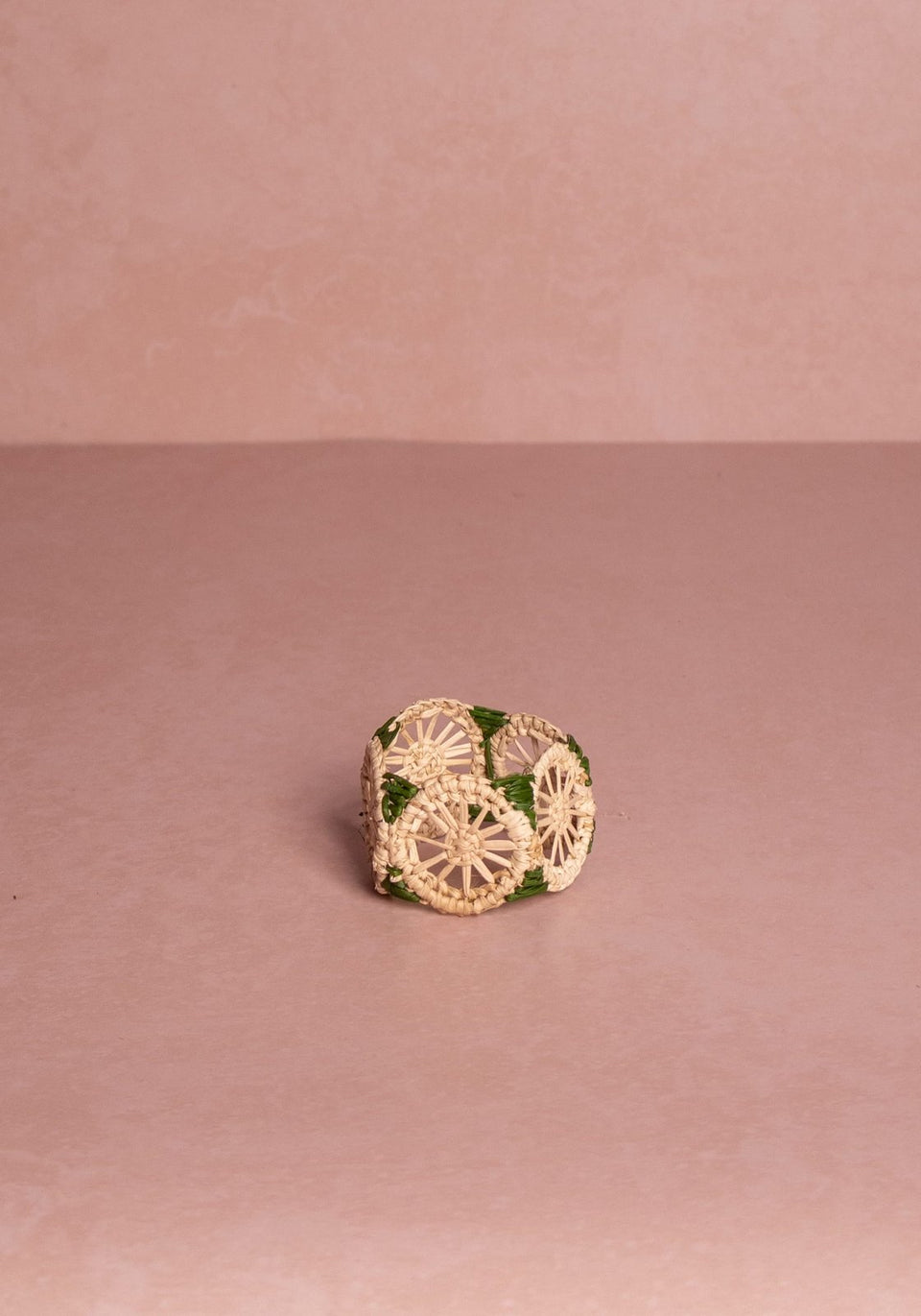 Atlántico Iraca Woven Napkin Ring, Green
