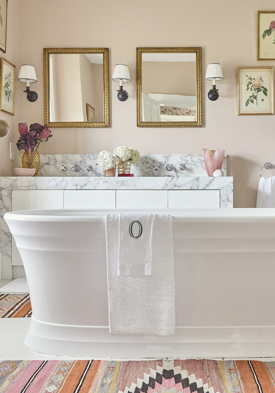 Peach Glass Vase with Scallop - Casa by Josephine Jenno