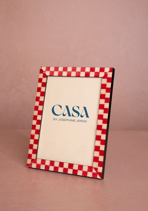 Classic Red Checkered Frame 7x5