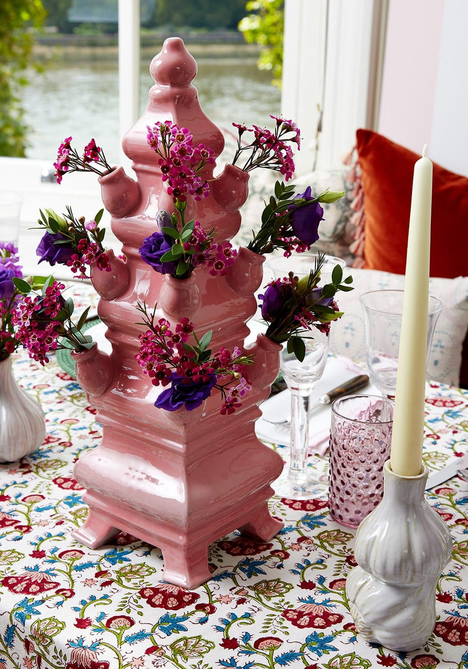 Pink Pagoda Tuliperie - Casa by Josephine Jenno