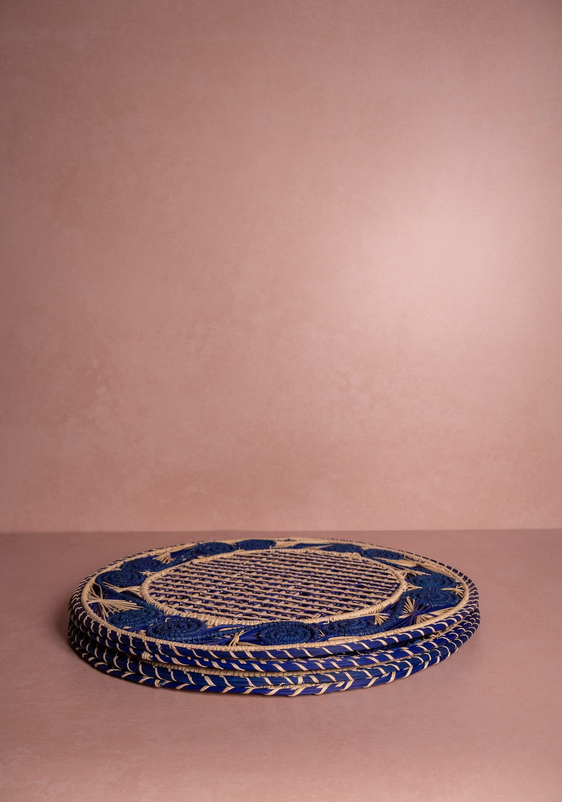 Atlántico Iraca Woven Placemat, Blue
