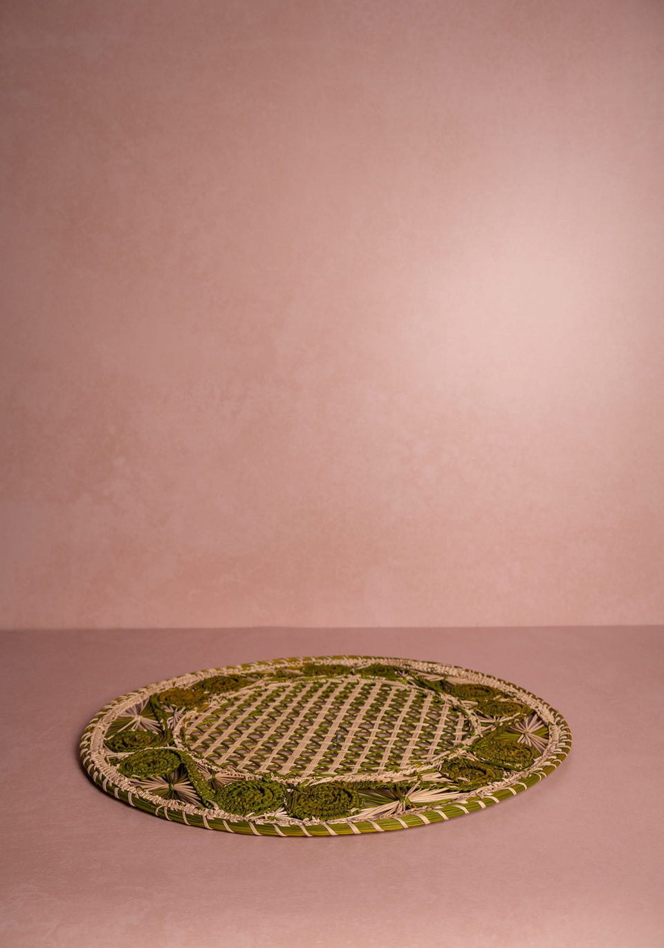 Atlántico Iraca Woven Placemat, Olive Green