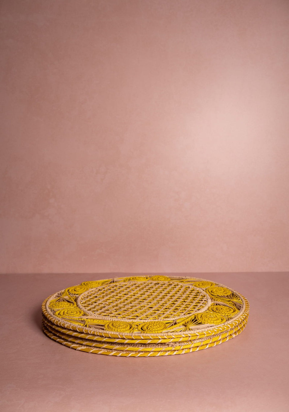 Atlántico Iraca Woven Placemat, Yellow