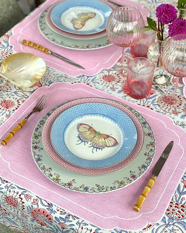 Paint the World Pink Placemats x 4