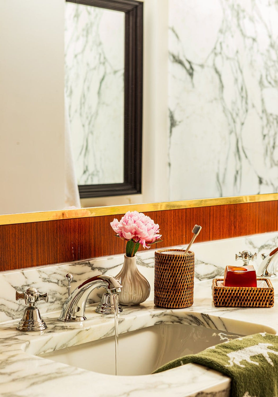 Rosie's Suds and Style Rattan Soap Dish - Casa by Josephine Jenno