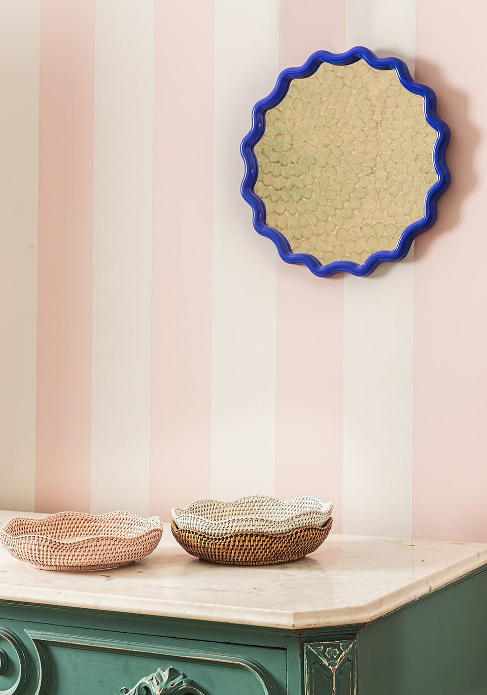 Saratoga Round Rattan Scalloped Tray - White - Casa by Josephine Jenno