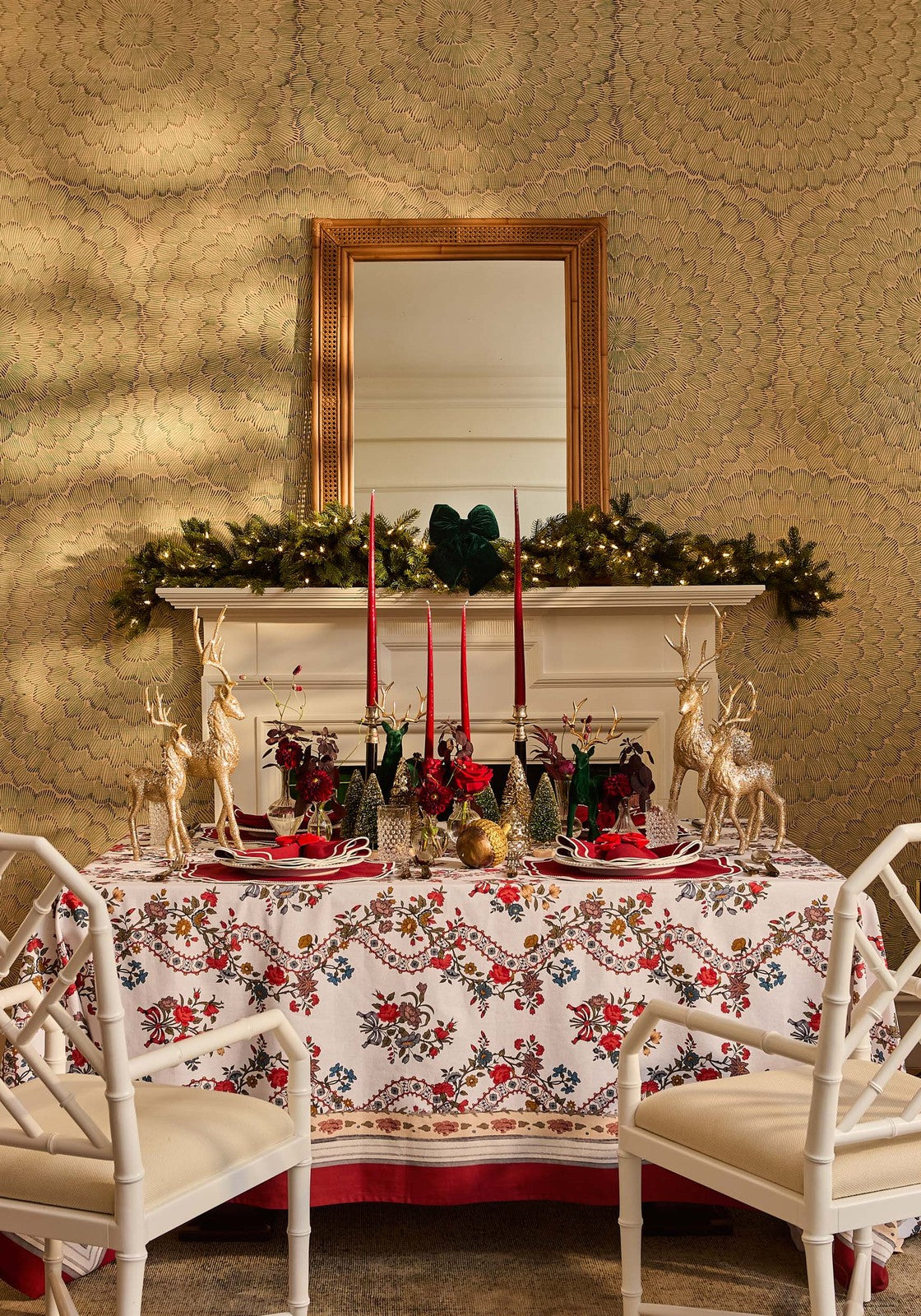 Golden Grace: Champagne Gold Deer Set of 4