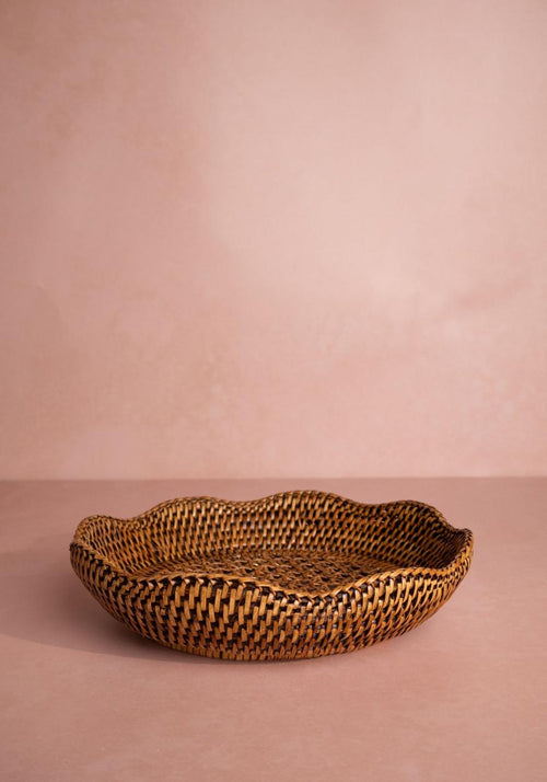 Saratoga Round Rattan Scalloped Tray - Brown