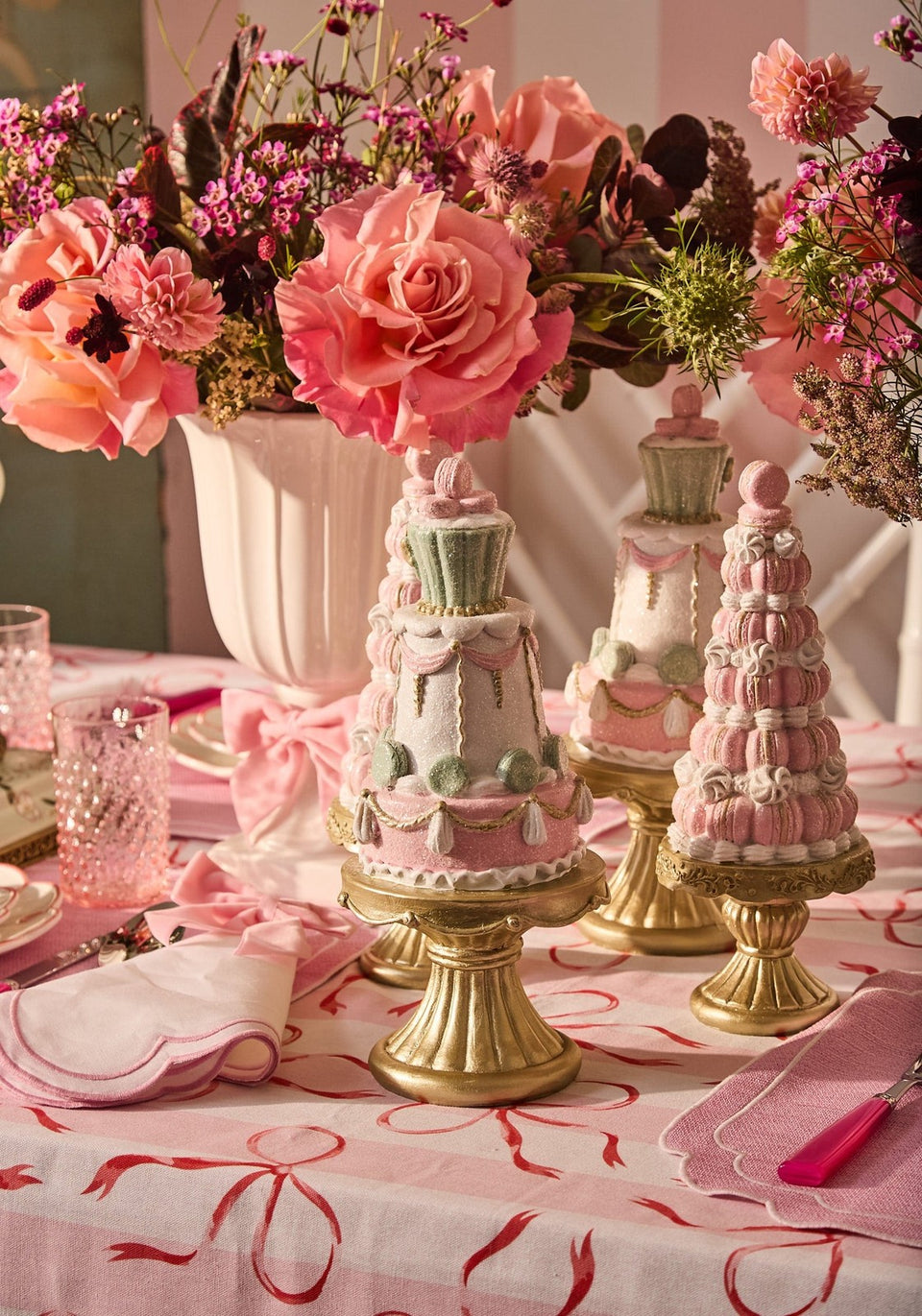 Kensington Bow Pink Cotton Tablecloth with Ric Rac