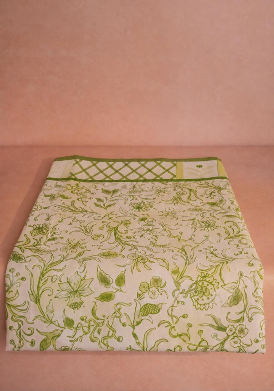 Tablecloth Pretty Meadow Green Floral Cotton Tablecloth