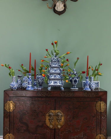 Delft Tulipieres a Pair