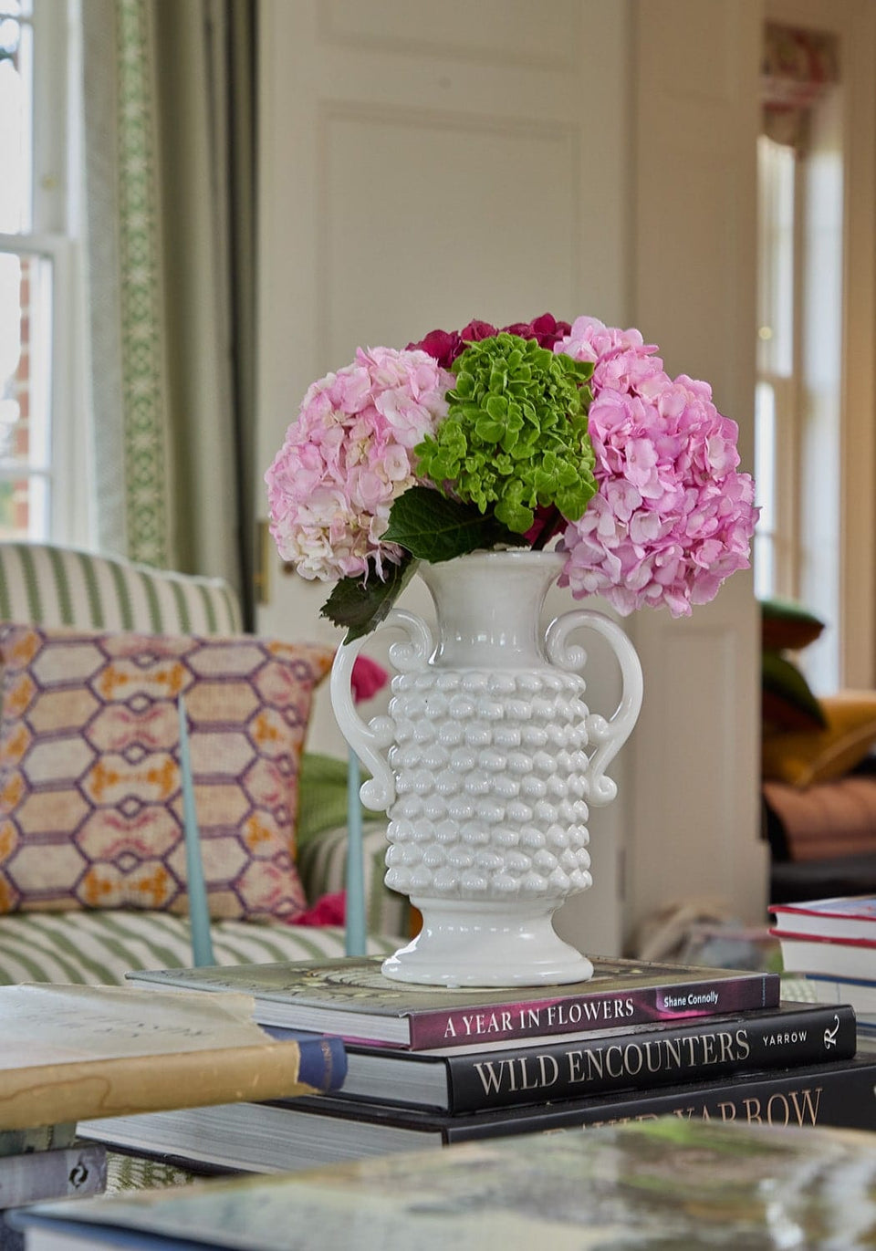 Ultimate Vintage Vase with two handles - Casa by Josephine Jenno