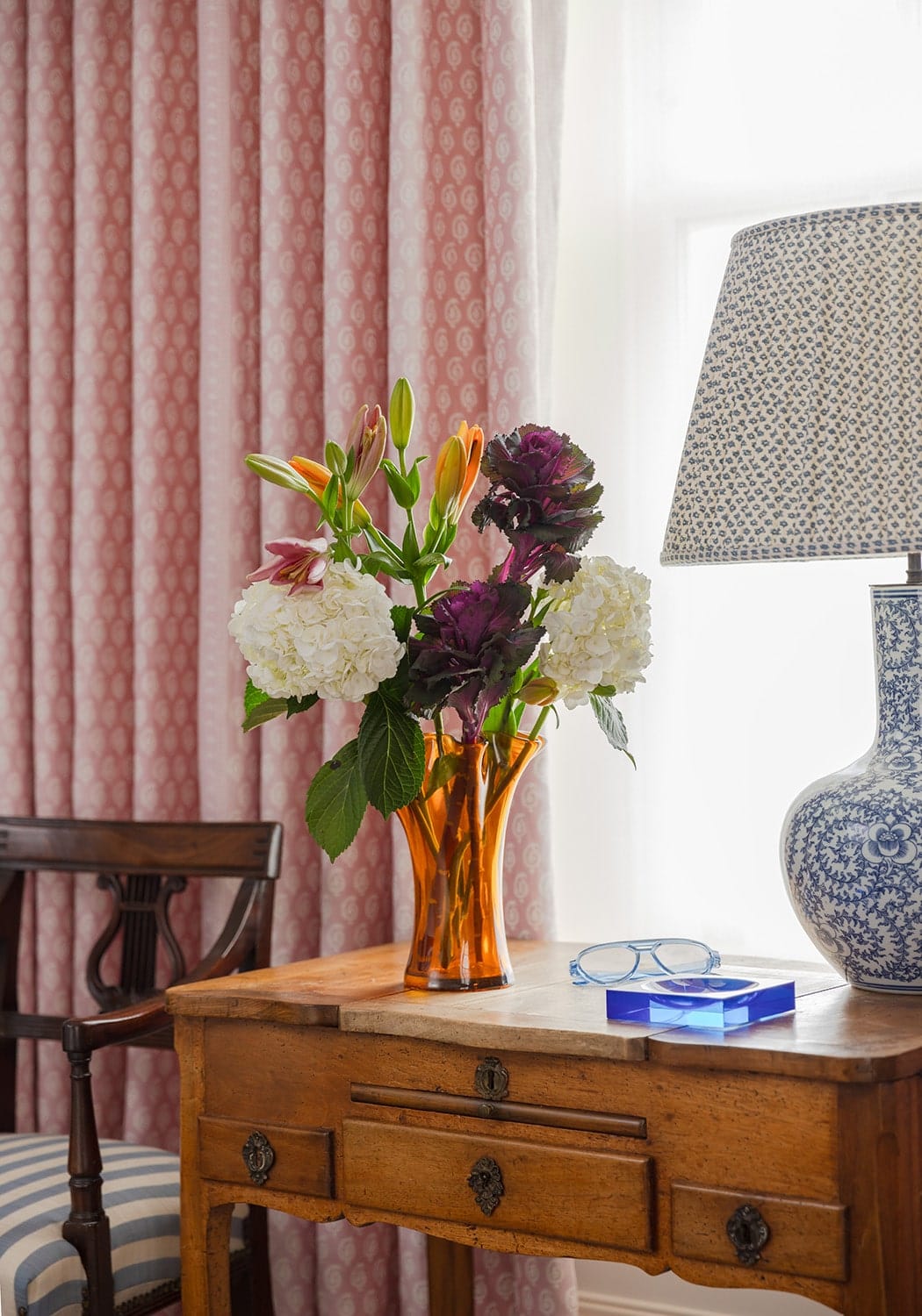 Vases Scalloped Top Elegant Vase in Brown